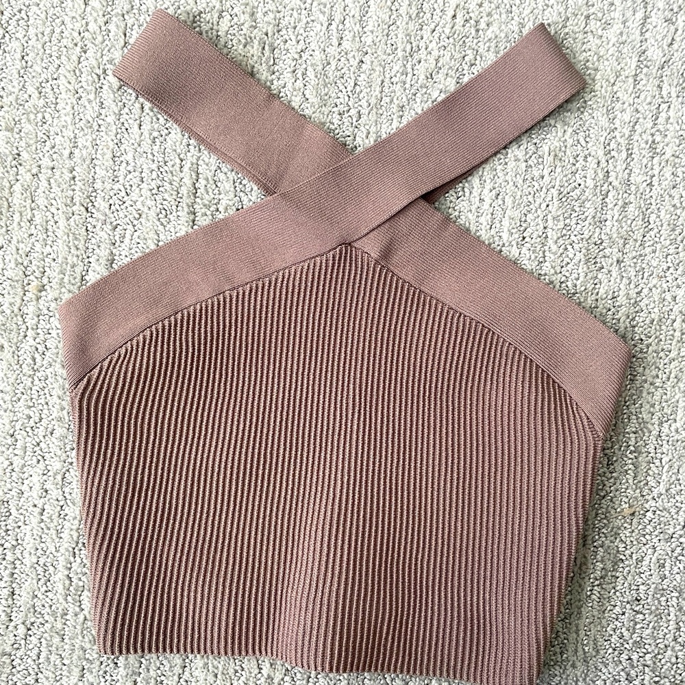 Aritzia Babaton knit criss cross cropped tank